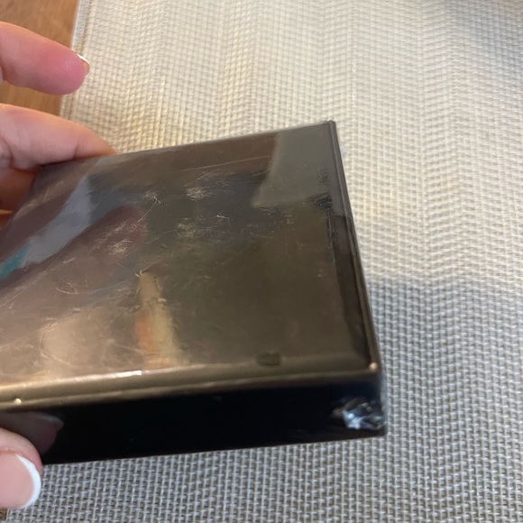 Gucci by flora gold mirror - Picture 3 of 5